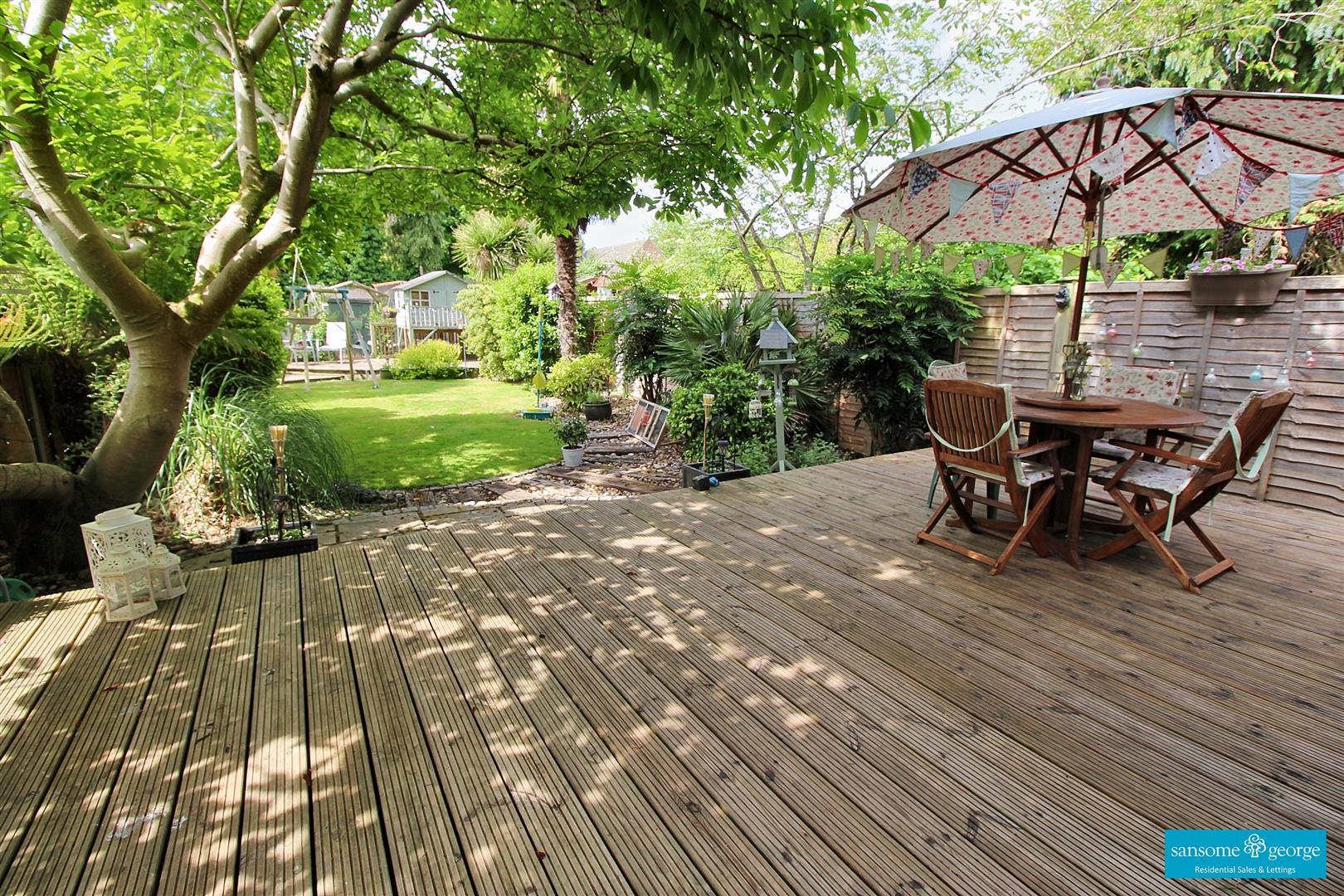 Holybrook Crescent, Reading